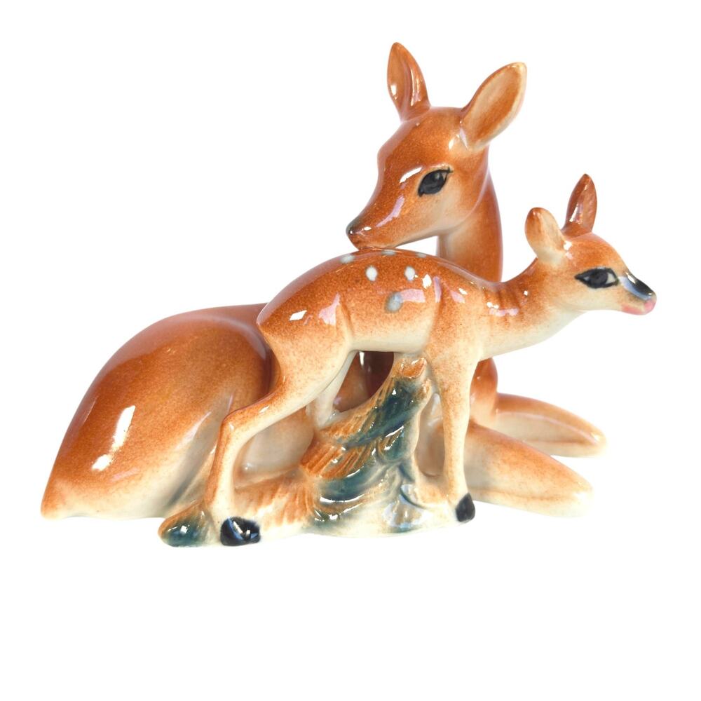Vintage Ceramic Mother Deer & Spotted Fawn Figurine Doe Baby Woodland 5.75"